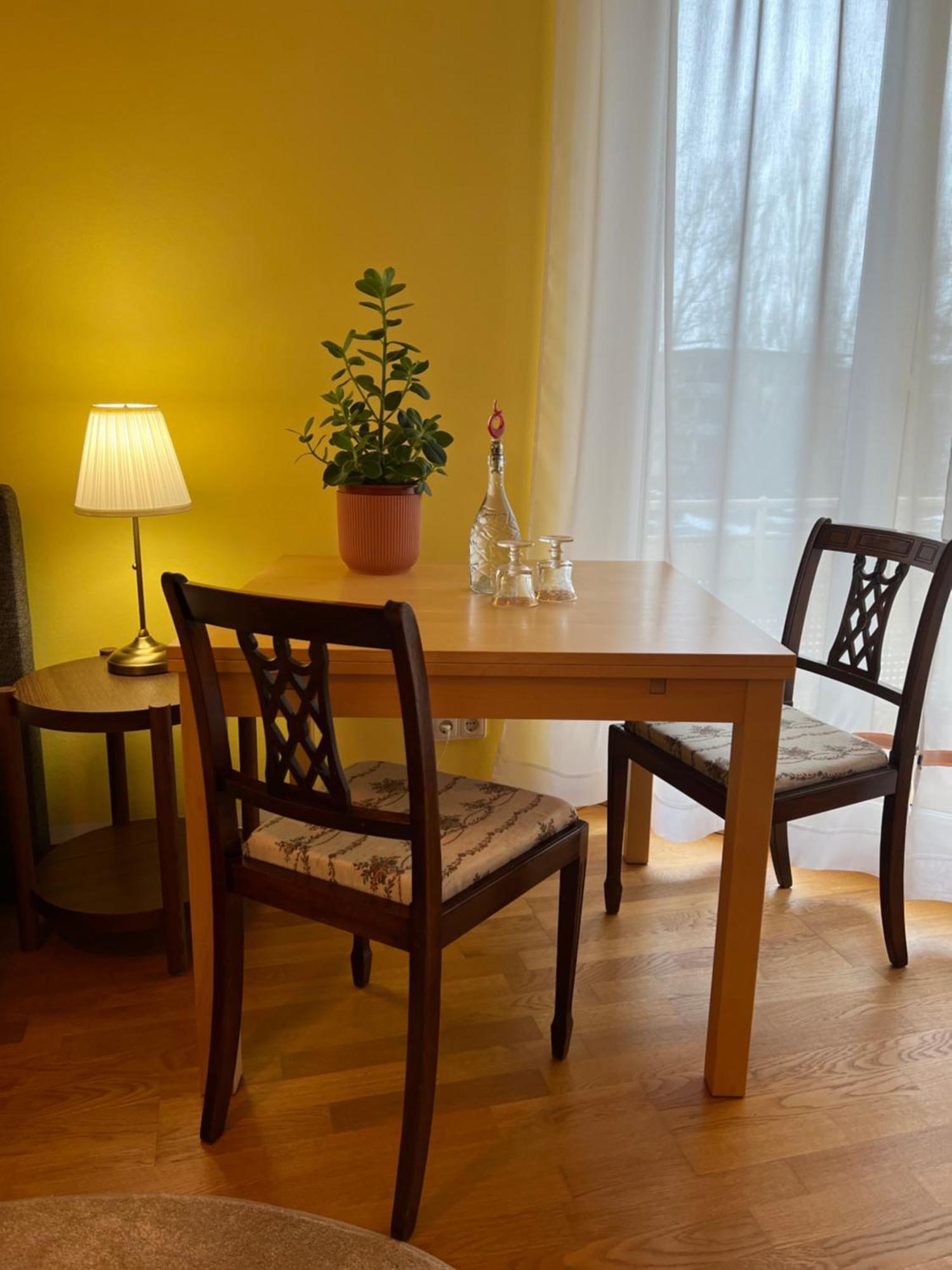 Privatunterkunft Kleiner Balkon In Muenchen West Экстерьер фото